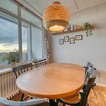 - Haus K, App 0k0806 *